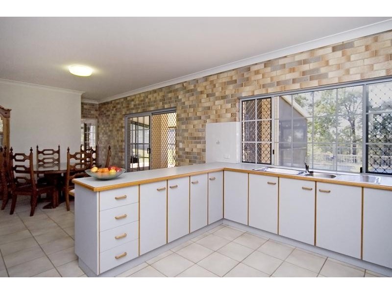 72 MURIEL Street, Redland Bay QLD 4165