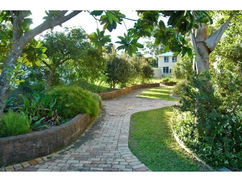 72 MURIEL Street, Redland Bay QLD 4165