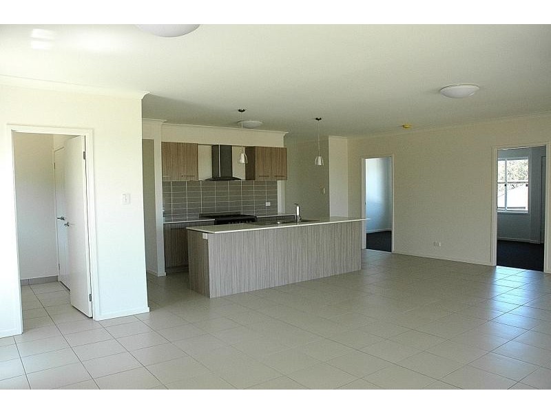 1 SPRINGBROOK Drive, Capalaba QLD 4157