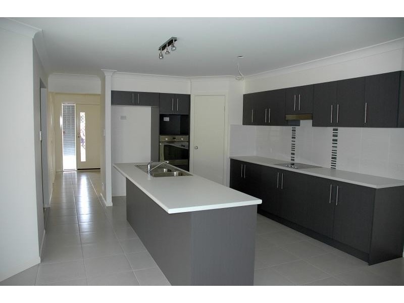 13 Pentecost Place REDLAND BAY 4165, Redland Bay QLD 4165