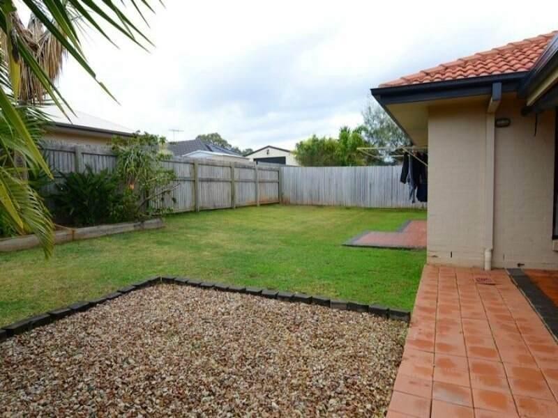11 PITMAN Place, Redland Bay QLD 4165