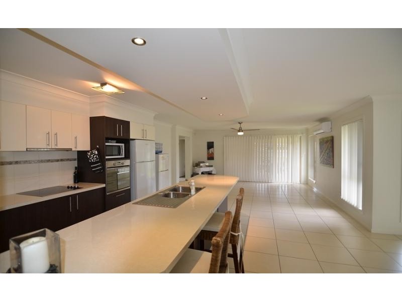 41 Sunningdale  Drive REDLAND BAY 4165, Redland Bay QLD 4165