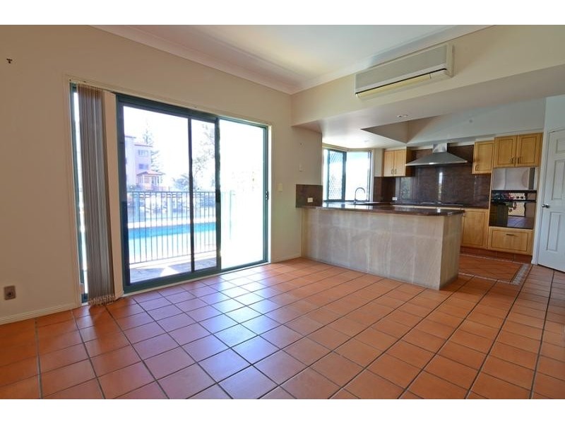 19 Madang Crescent RUNAWAY BAY 4216, Runaway Bay QLD 4216