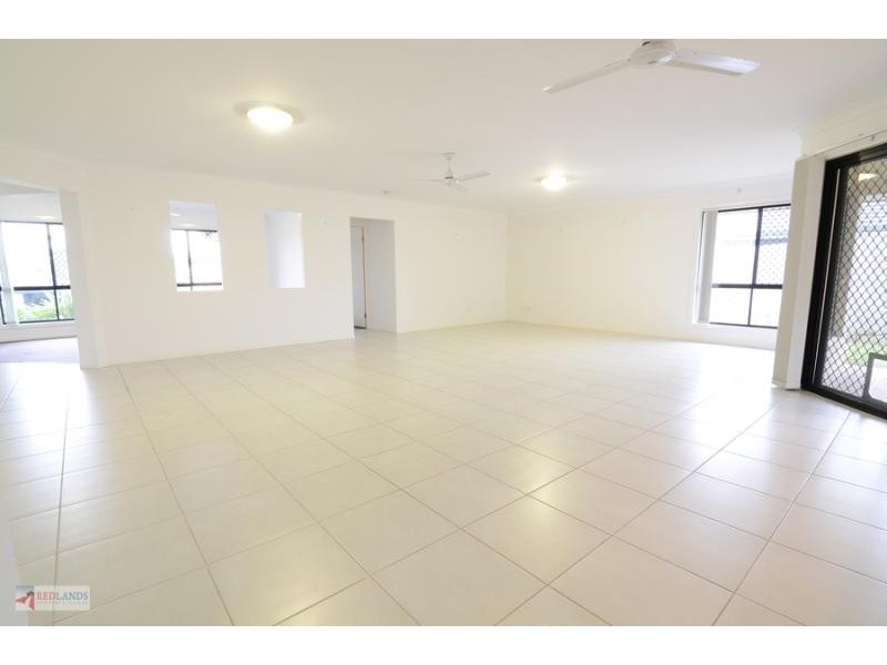 21 ASPEN Place, Redland Bay QLD 4165