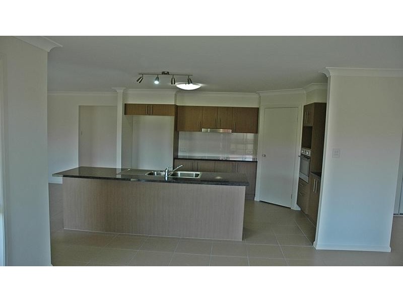 14 Lizard Place REDLAND BAY 4165, Redland Bay QLD 4165