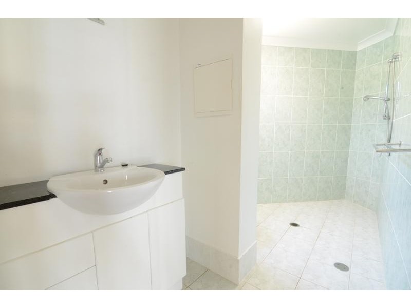 19 MADANG Crescent, Runaway Bay QLD 4216