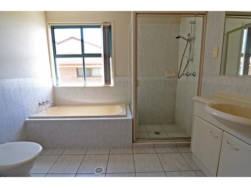 19 MADANG Crescent, Runaway Bay QLD 4216