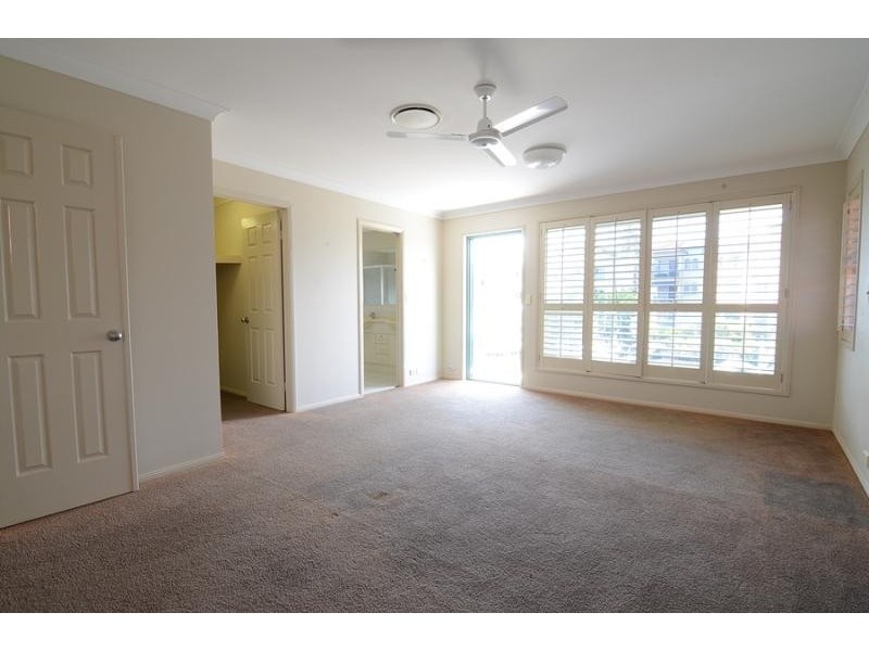 19 MADANG Crescent, Runaway Bay QLD 4216