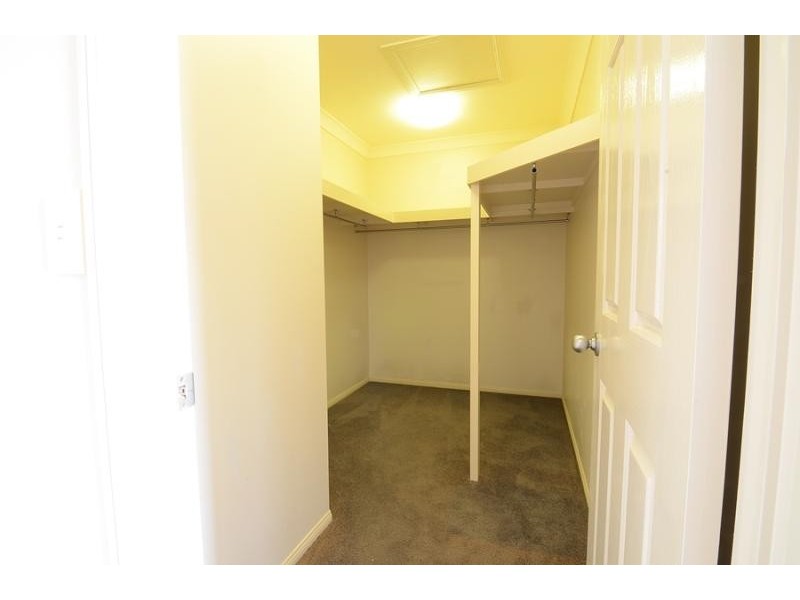 19 MADANG Crescent, Runaway Bay QLD 4216