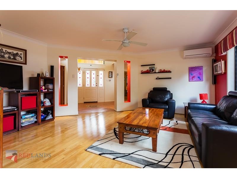 18 Gladebourne Crescent VICTORIA POINT 4165, Victoria Point QLD 4165