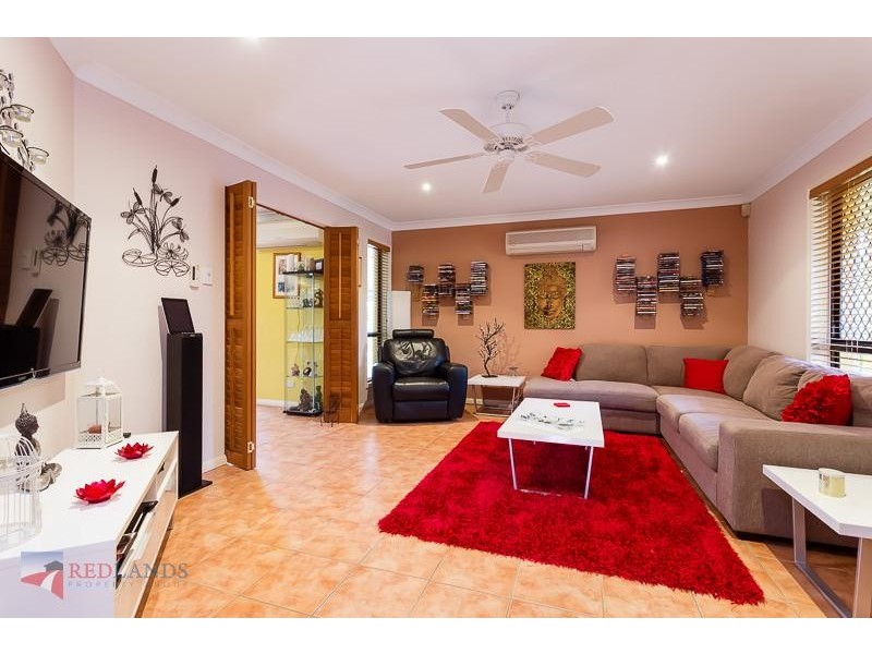 18 Gladebourne Crescent VICTORIA POINT 4165, Victoria Point QLD 4165