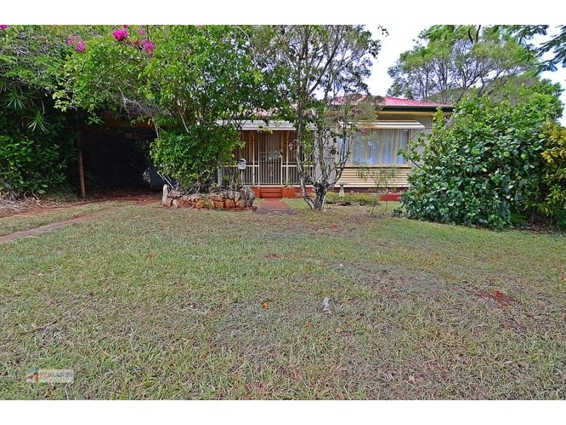 10 WEINAM Street, Redland Bay QLD 4165