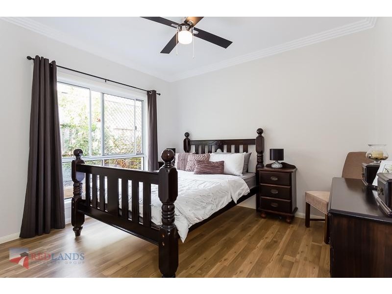 11 Pyrus Place, Redland Bay QLD 4165