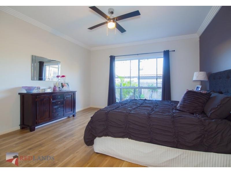 11 Pyrus Place, Redland Bay QLD 4165