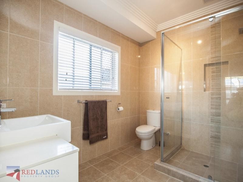 11 Pyrus Place, Redland Bay QLD 4165