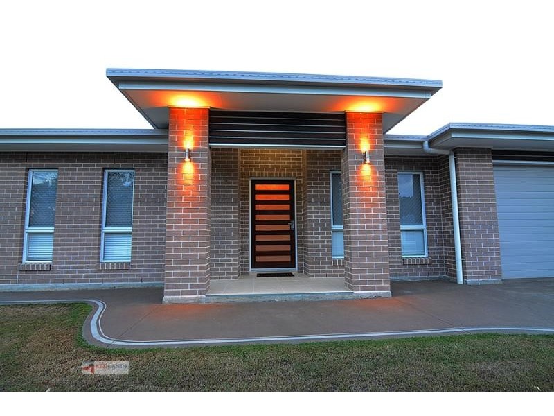 11 Pyrus Place, Redland Bay QLD 4165
