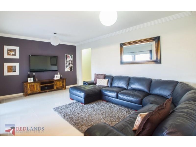 11 Pyrus Place, Redland Bay QLD 4165