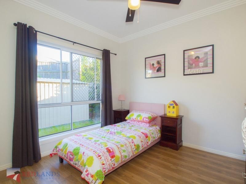 11 Pyrus Place, Redland Bay QLD 4165