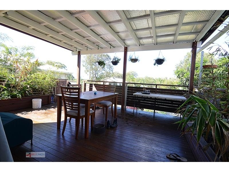 3 Albert  Street, Redland Bay QLD 4165