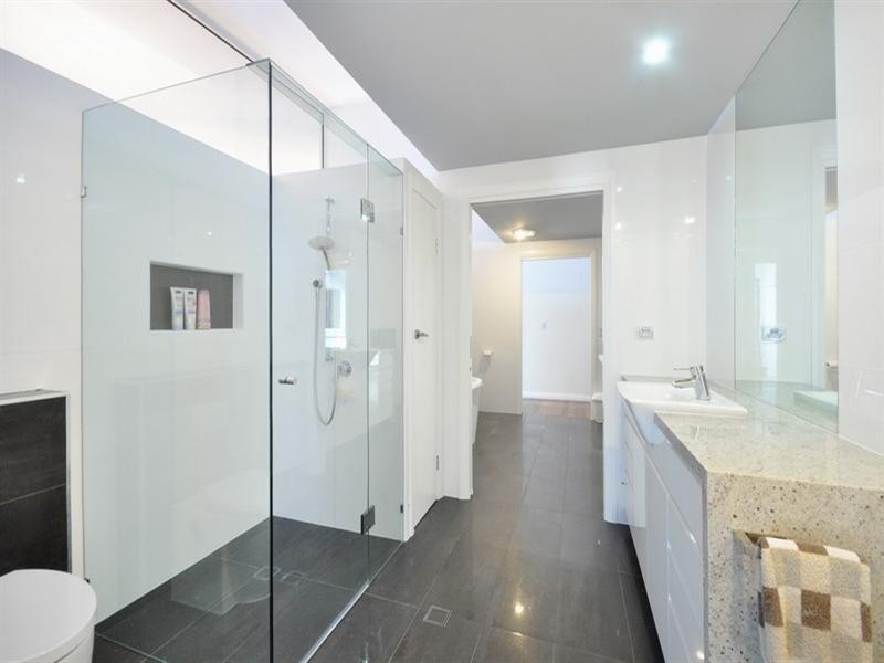 1 Bay Street REDLAND BAY 4165, Redland Bay QLD 4165