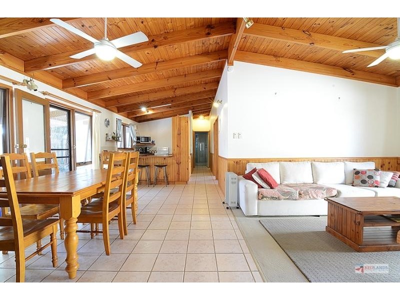 25 Jania Street REDLAND BAY 4165, Redland Bay QLD 4165