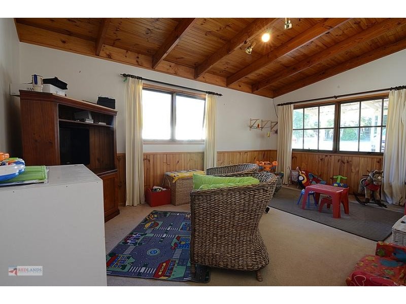 25 Jania Street REDLAND BAY 4165, Redland Bay QLD 4165