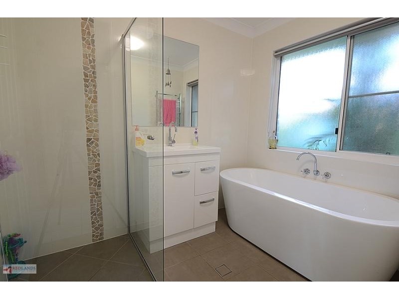 11 Jordan Drive VICTORIA POINT 4165, Victoria Point QLD 4165