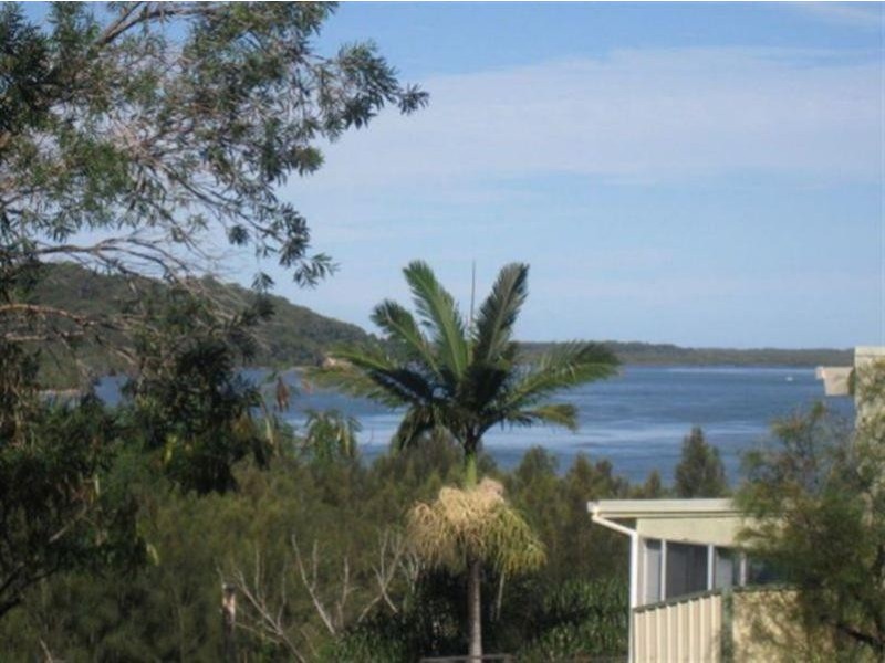 39 Crescent Drive, Russell Island QLD 4184