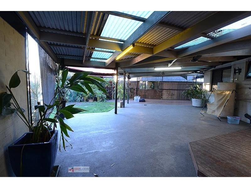 2 Michael  Street, Redland Bay QLD 4165