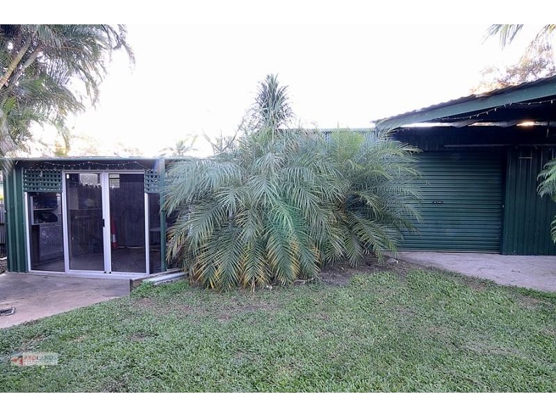 2 Michael  Street, Redland Bay QLD 4165