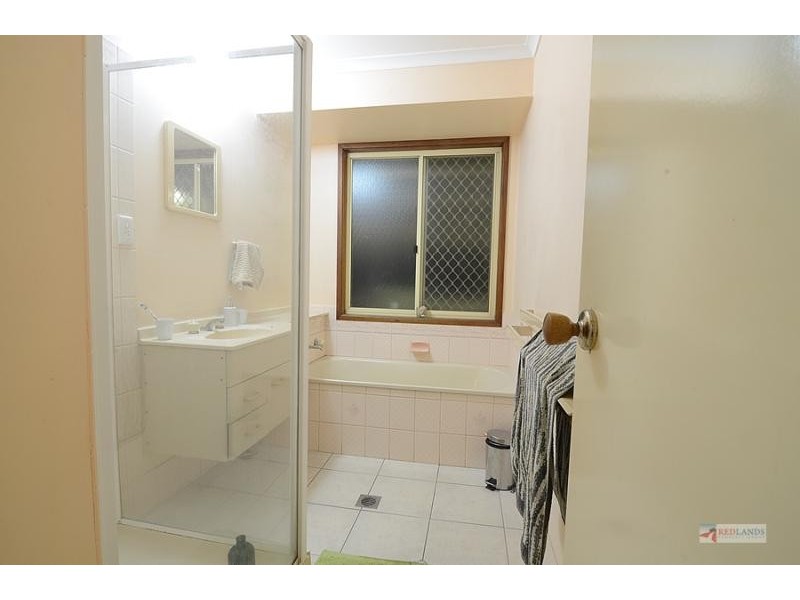 14 Heeler  Court, Redland Bay QLD 4165