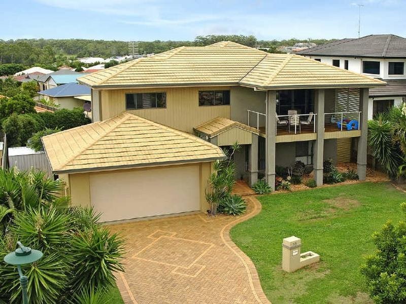 35 ATTENBOROUGH Circuit, Redland Bay QLD 4165