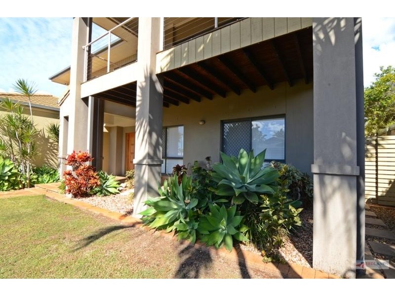 35 ATTENBOROUGH Circuit, Redland Bay QLD 4165