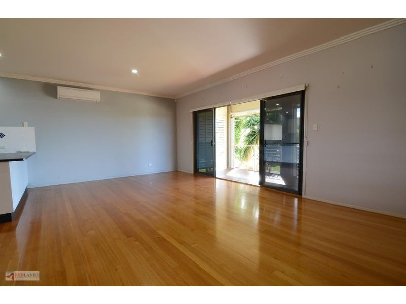 35 ATTENBOROUGH Circuit, Redland Bay QLD 4165