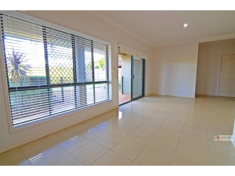 35 ATTENBOROUGH Circuit, Redland Bay QLD 4165