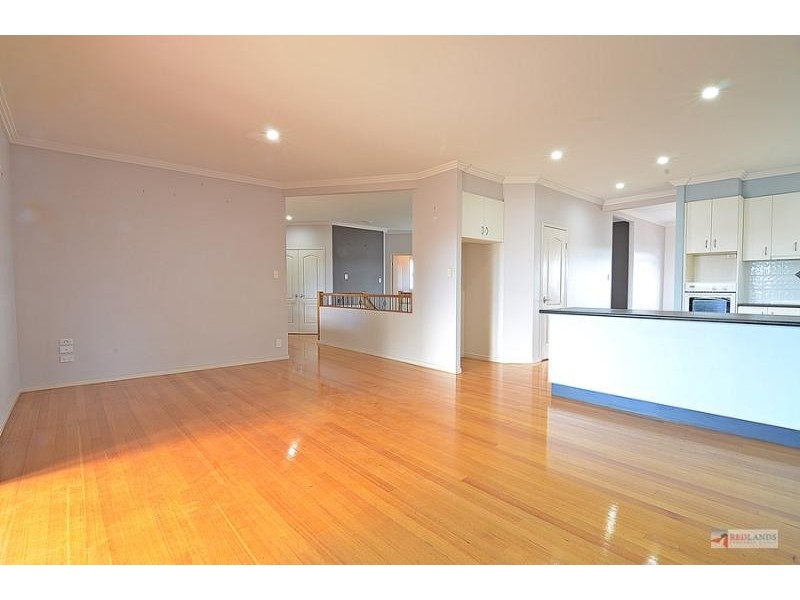 35 ATTENBOROUGH Circuit, Redland Bay QLD 4165