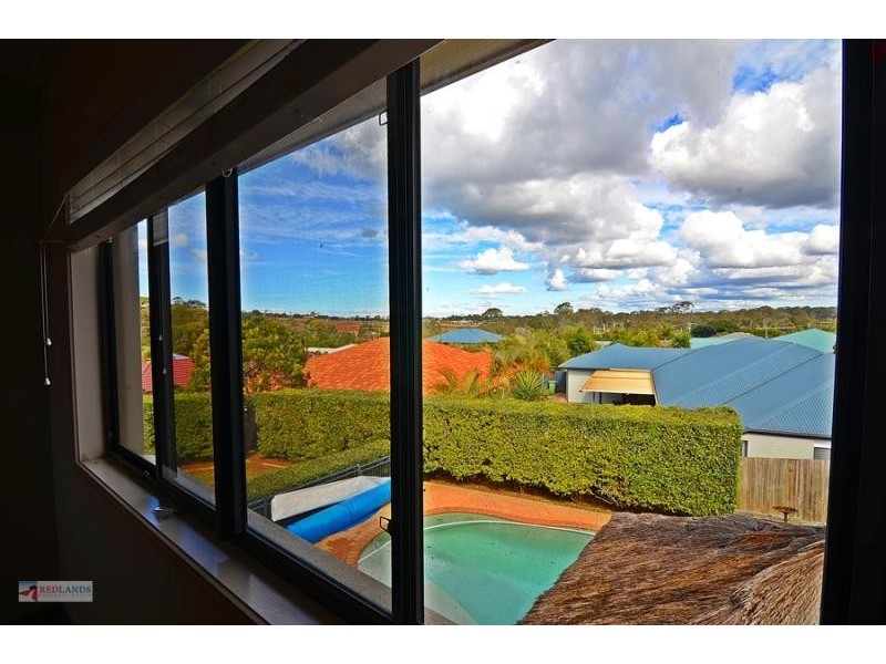 35 ATTENBOROUGH Circuit, Redland Bay QLD 4165