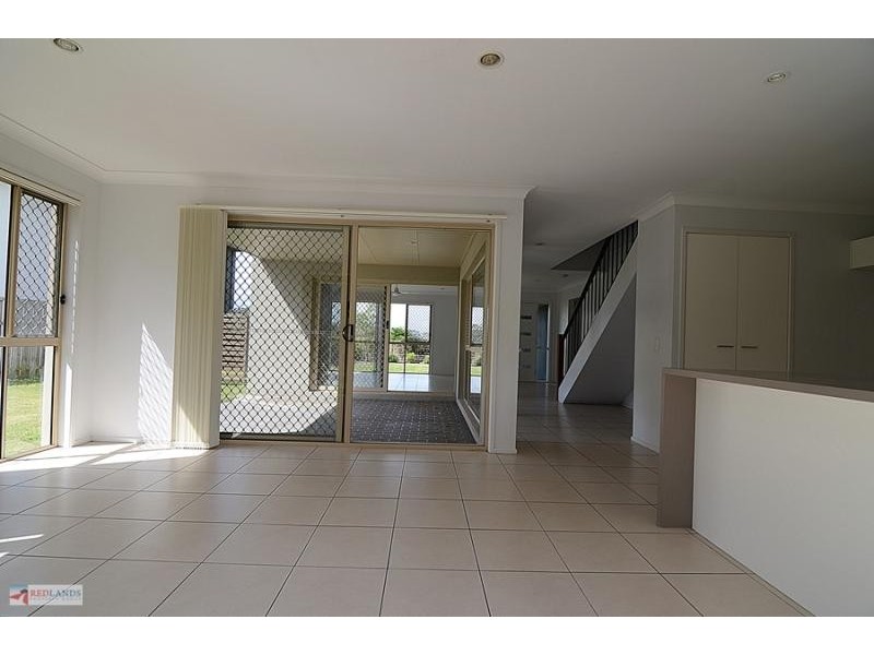 27 Aqua Crescent, Redland Bay QLD 4165