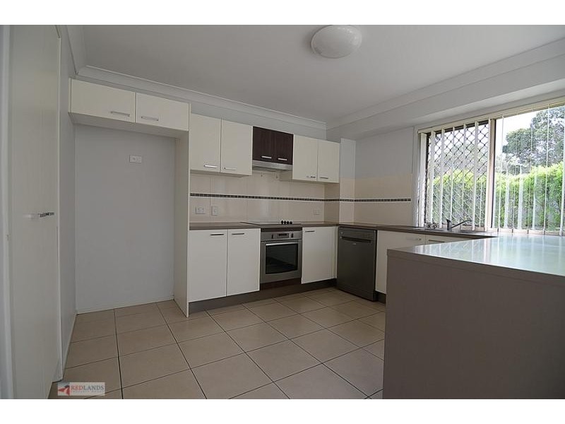 27 Aqua Crescent, Redland Bay QLD 4165