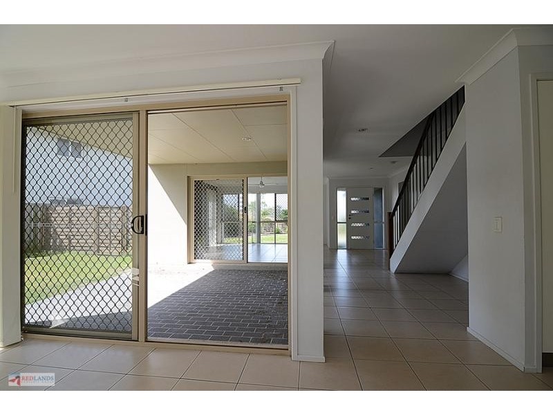 27 Aqua Crescent, Redland Bay QLD 4165