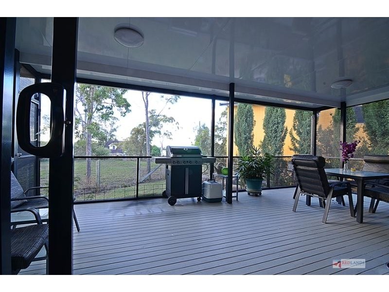 5 Wake Street, Macleay Island QLD 4184