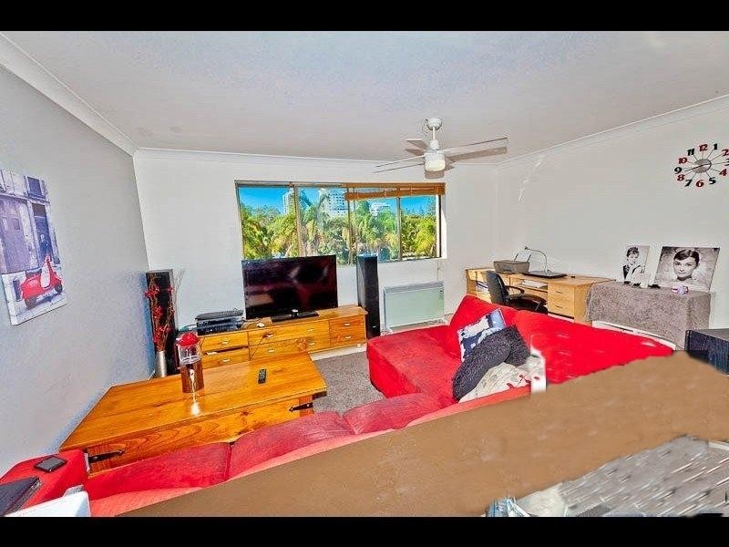 21 HUTH Street, Labrador QLD 4215