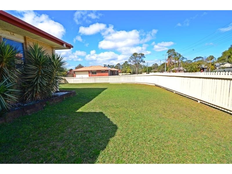 24 Anita Street, Redland Bay QLD 4165