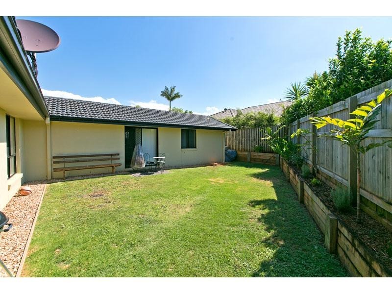 21 PARKLINK Drive, Redland Bay QLD 4165