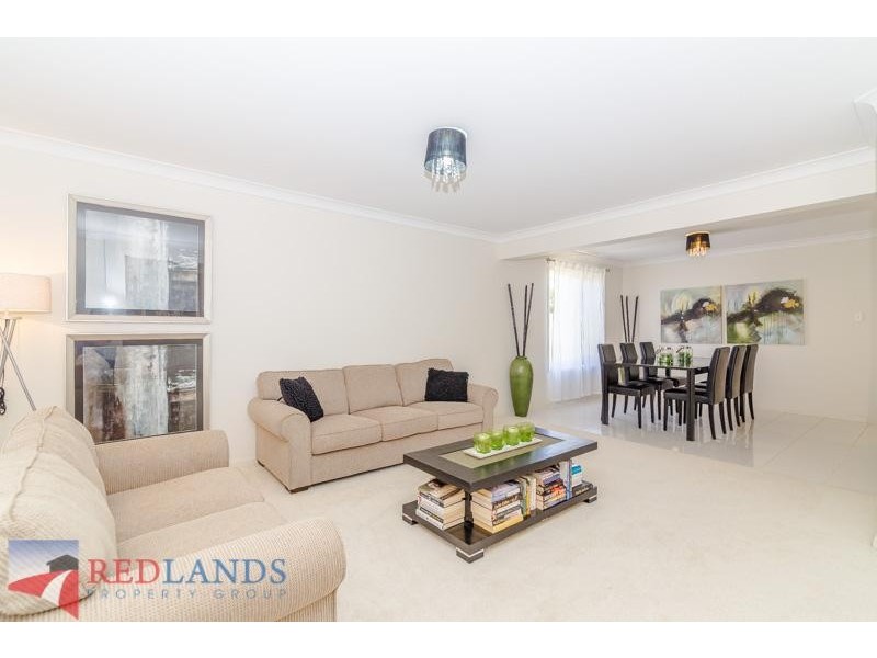 16 Magnetic  Place, Redland Bay QLD 4165