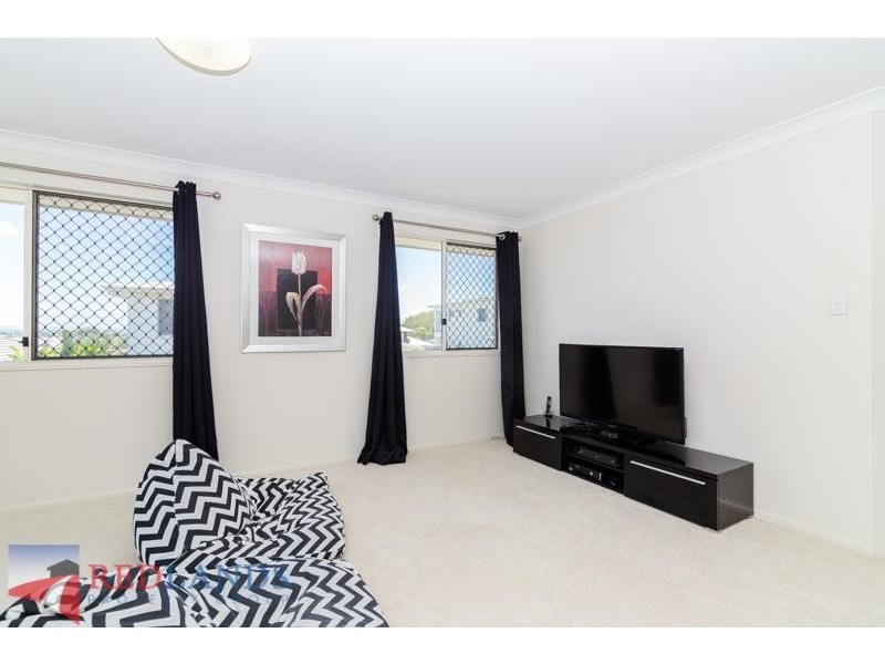 16 Magnetic  Place, Redland Bay QLD 4165