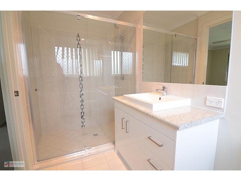 39 WILLIS Close, Redland Bay QLD 4165