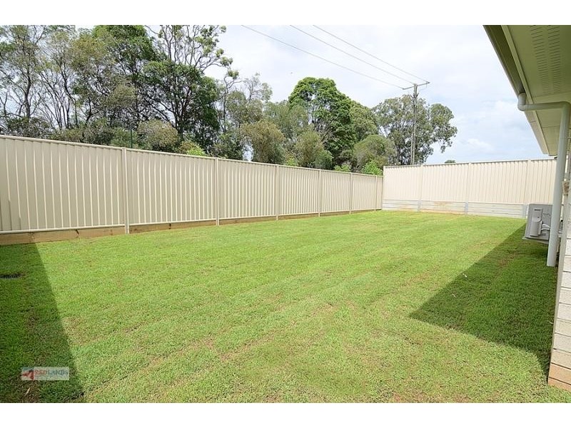 39 WILLIS Close, Redland Bay QLD 4165