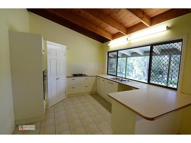 116 HENDERSON Road, Sheldon QLD 4157