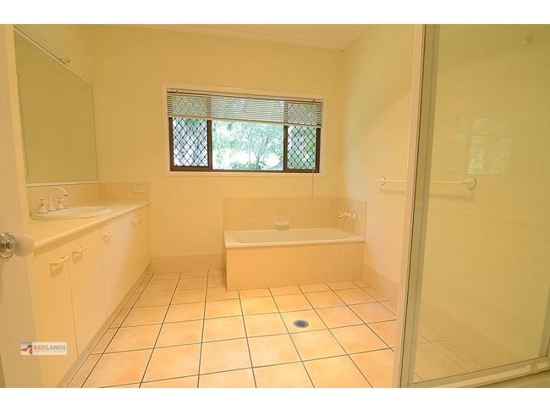 116 HENDERSON Road, Sheldon QLD 4157